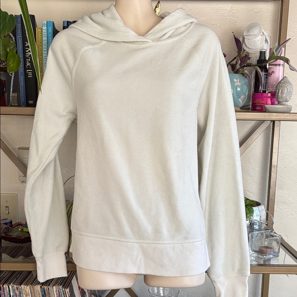 GAP Women's Cream Hoodie